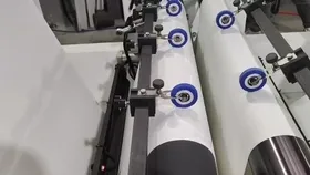 Línea de recubrimiento y laminación de papel por extrusión de una cara